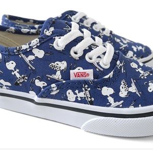 Snoopy vans